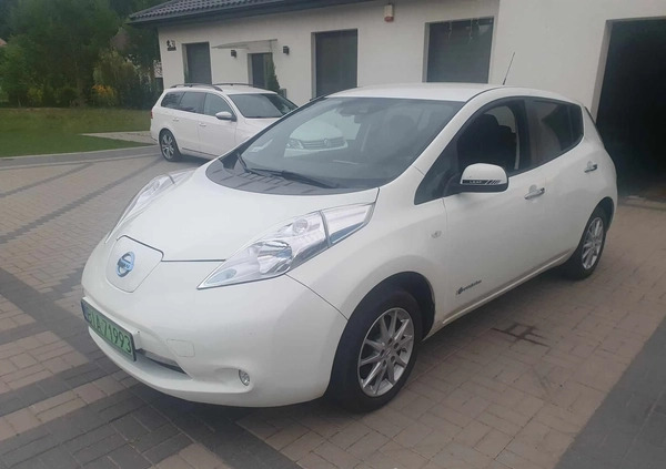 Nissan Leaf cena 42999 przebieg: 122000, rok produkcji 2016 z Białystok małe 46